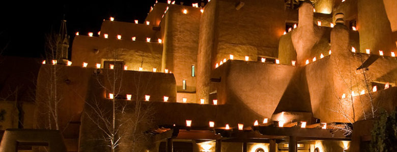 Santa Fe Christmas Events - See the Farolitos