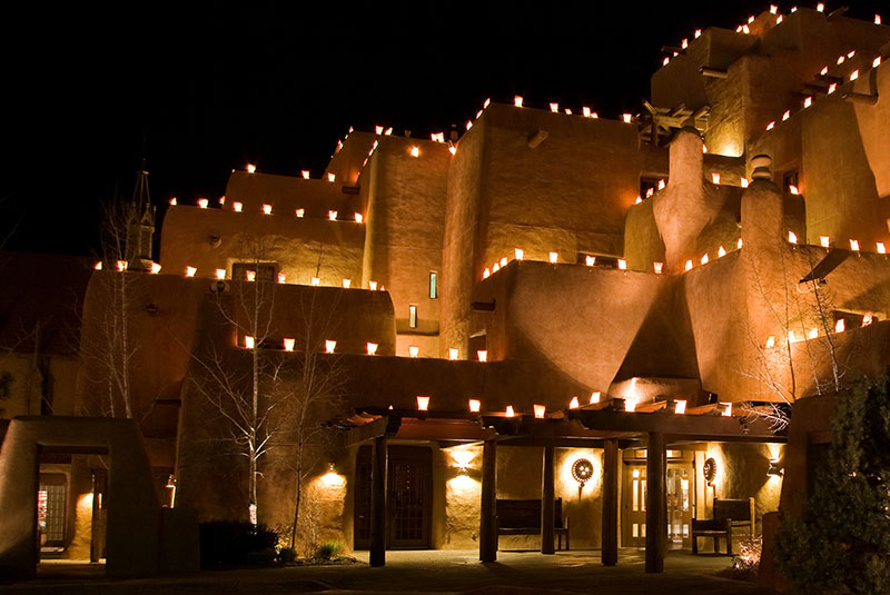 Santa Fe Christmas Events - See the Farolitos